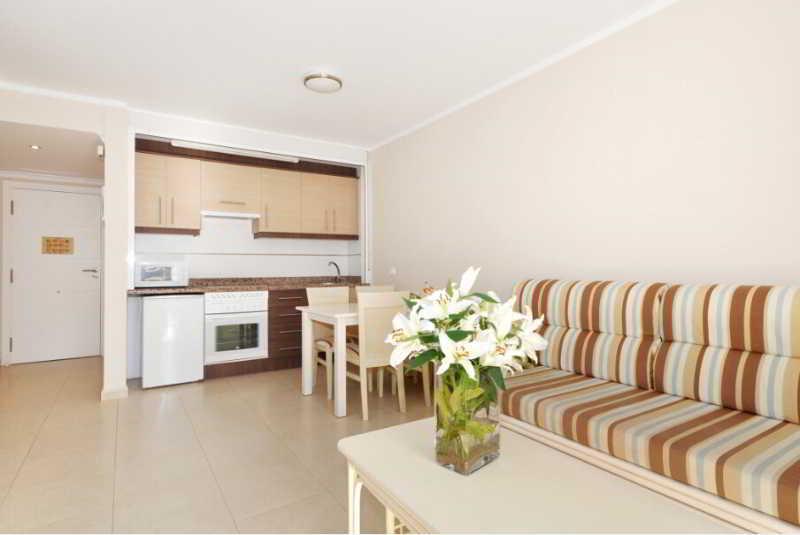 Apartamentos Larimar Unitursa カルプ エクステリア 写真